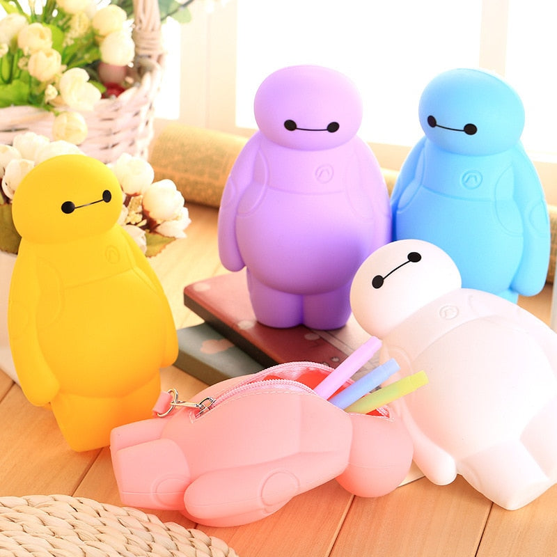 Large capacity pencil case